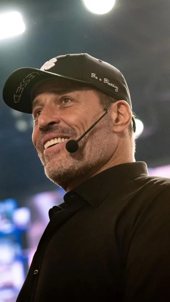 Tony Robbins Biography: Age, Net Worth, Spouse, Parents, Career, Books, Awards