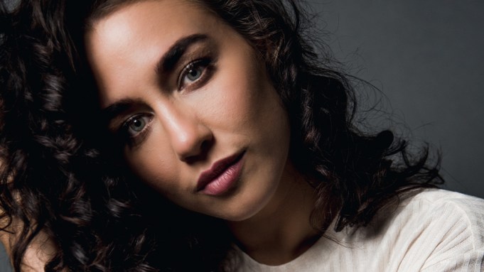 Jade Tailor Biography: Age, Parents, Brother, Boyfriend, Wikipedia, Net Worth, Movies, Awards