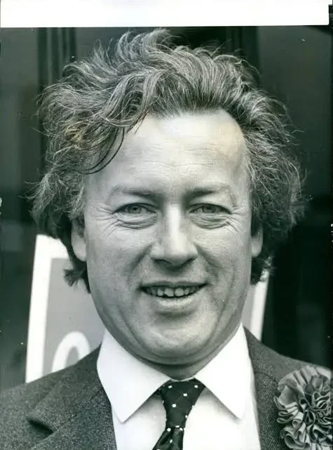 Jonathan Guinness, 3rd Baron Moyne Biography: Age, Net Worth, Wife, Children, Parents, Siblings, Career