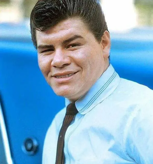 Ritchie Valens Biography: Age, Net Worth, Spouse, Parents, Death