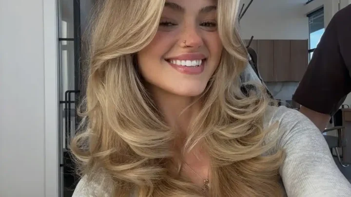 Abigail White Biography: Age, Net Worth, Parents, Siblings, Career, Wikipedia, Pictures