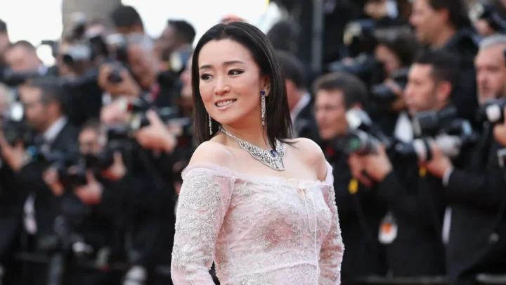 Gong Li Biography: Age, Net Worth, Husband, Children, Parents, Siblings, Career, Movies, Awards, Pictures