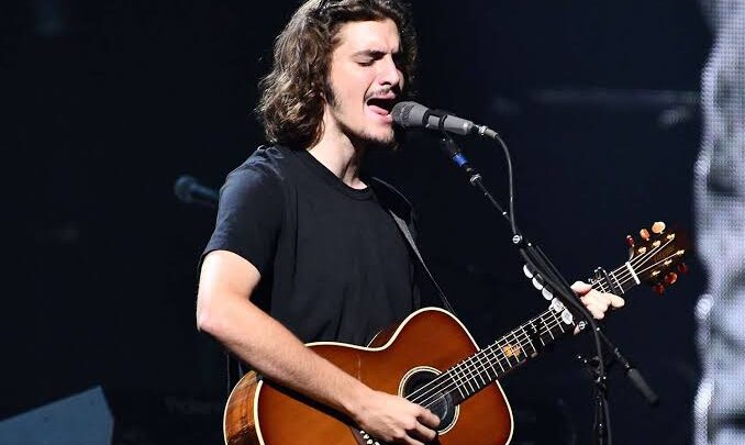 Glenn Frey’s son, Deacon Frey Biography: Age, Girlfriend, Songs, Net Worth, Height, Wiki