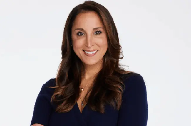 Yasmin Vossoughian Biography: Age, Net Worth, Husband, Children, Parents, Career, Wikipedia, Pictures