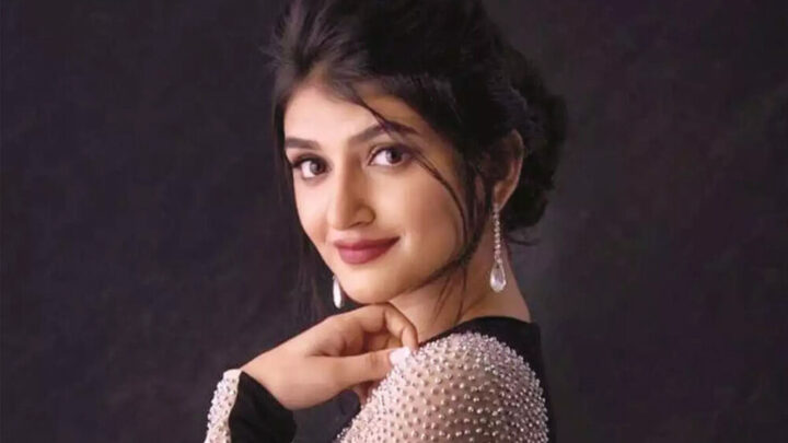 Sreeleela Biography: Age, Net Worth, Instagram, Spouse, Height, Wiki, Parents, Siblings, Movies, Awards