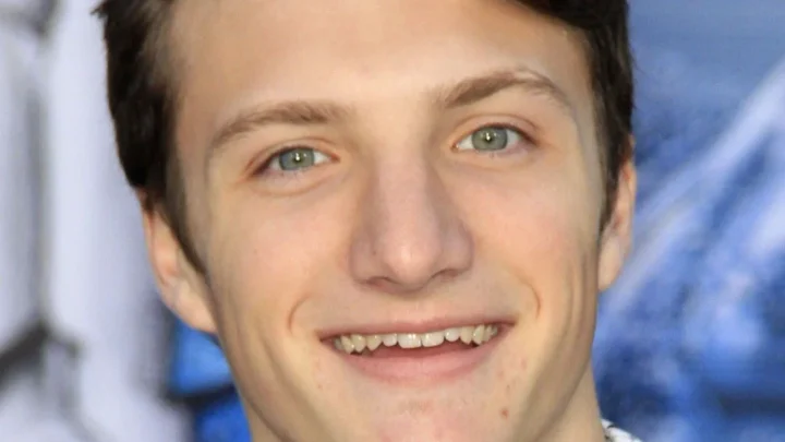 Jake Short Biography: Age, Net Worth, Instagram, Spouse, Height, Wiki, Parents, Siblings, Awards, Movies