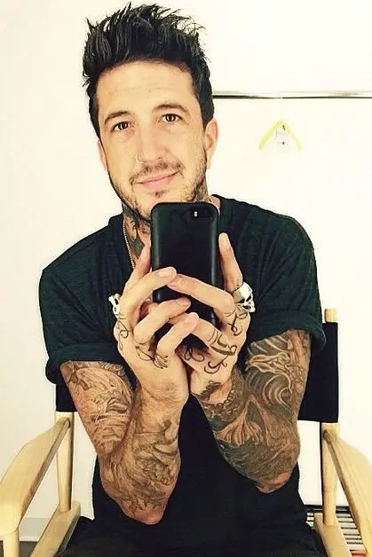 Austin Carlile Biography: Age, Net Worth, Wife, Children, Parents, Career, Albums, Wikipedia, Pictures