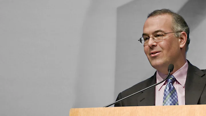 David Brooks Biography: Age, Net Worth, Instagram, Spouse, Height, Wiki, Parents, Siblings, Children, Awards, Books