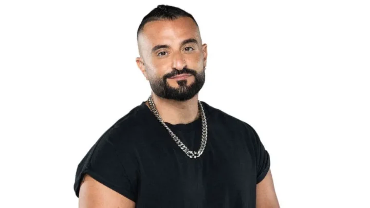 Kris Fade Biography: Age, Net Worth, Instagram, Spouse, Height, Wiki, Parents, Siblings, Twitter, Spouse