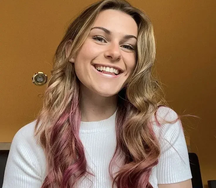 Shannon Langdon Biography: Age, Net Worth, Boyfriend, Parents, Siblings, Career, YouTube Channel, Wikipedia, Pictures