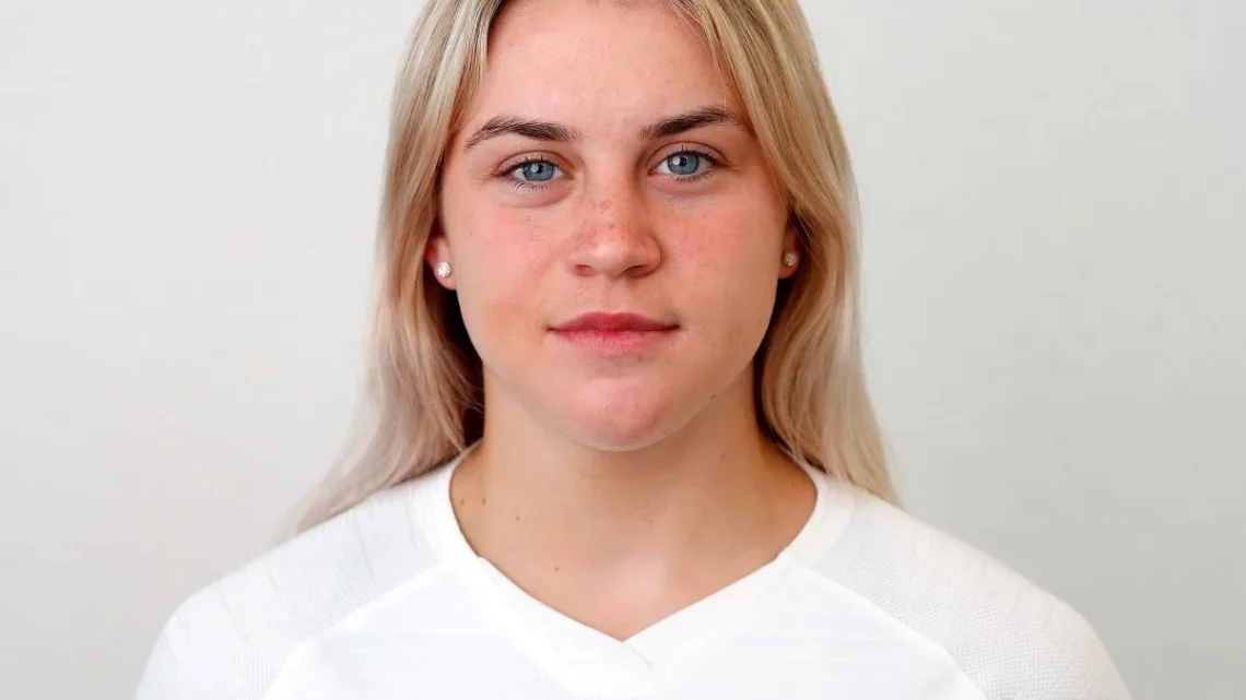 Alessia Russo Biography: Age, Net Worth, Instagram, Spouse, Height, Wiki, Parents, Siblings, Current Team, Awards