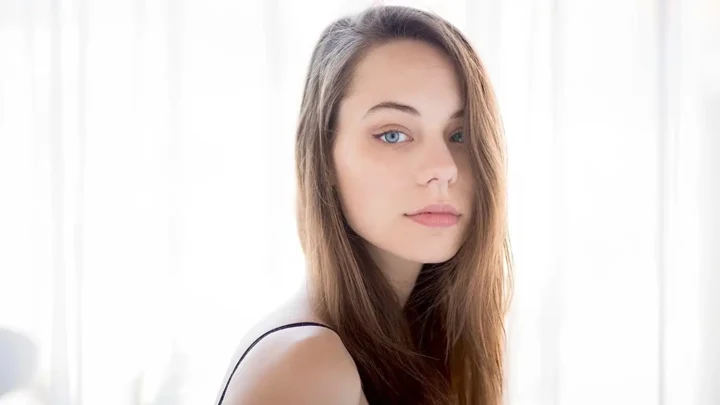 Marlo Kelly Biography: Age, Net Worth, Spouse, Parents, Career, Wikipedia, Pictures