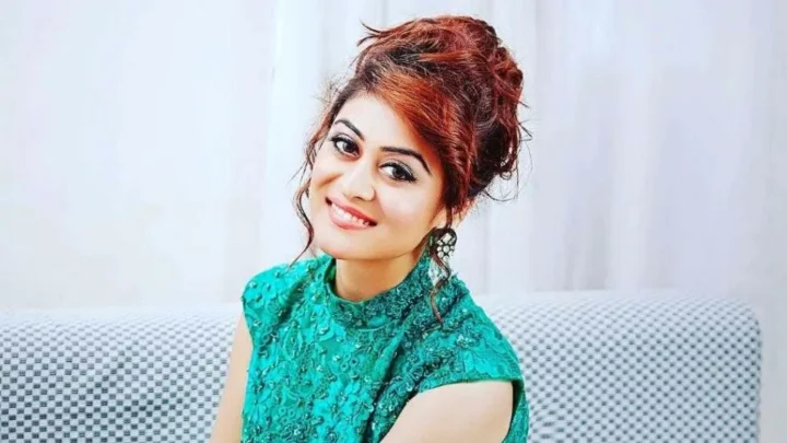 Falaq Naaz Biography: Age, Net Worth, Instagram, Spouse, Height, Wiki, Parents, Siblings, Movies