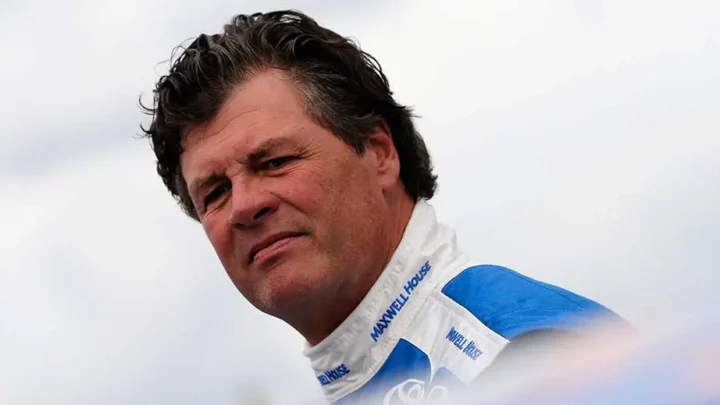 Michael Waltrip Biography: Books, Age, Net Worth, Height, Parents, Wife, Children