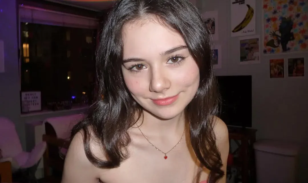 Julia Antonelli Biography: Age, Net Worth, Boyfriend, Parents, Siblings, Career, Wikipedia, Pictures, Height