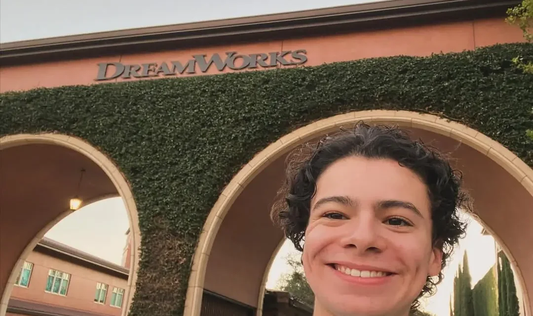 Raphael Alejandro Biography: Age, Net Worth, Partner, Parents, Siblings, Career, Wikipedia, Pictures