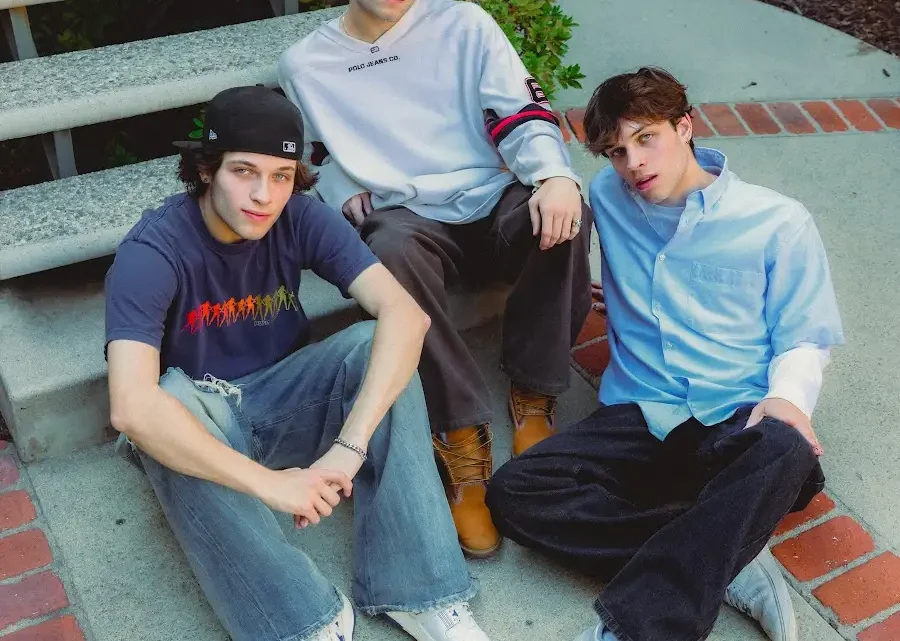Sturniolo Triplets Biography: Real Names, Age, Girlfriends, Net Worth, Birthday, Tour, Height, Merch