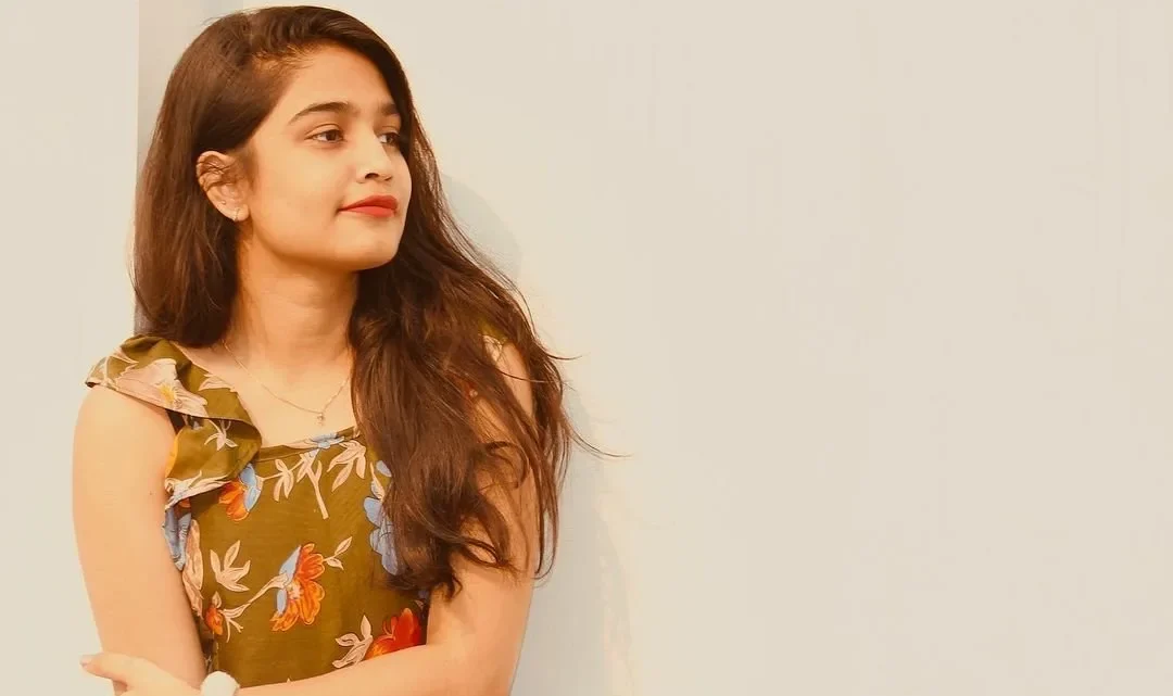 Varsha D’ Souza Biography: Age, Net Worth, Instagram, Spouse, Height, Wiki, Parents, Siblings, Movies
