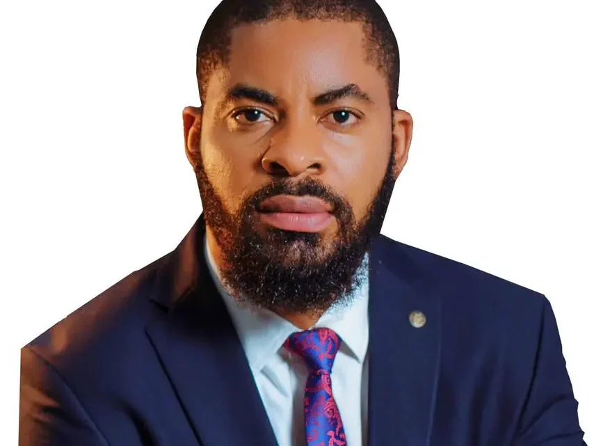 Deji Adeyanju Biography: Age, Net Worth, Instagram, Spouse, Height, Wiki, Parents, Siblings