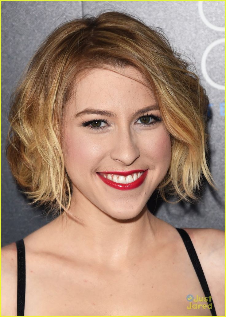 Eden Sher Biography: Age, Net Worth, Husband, Children, Parents