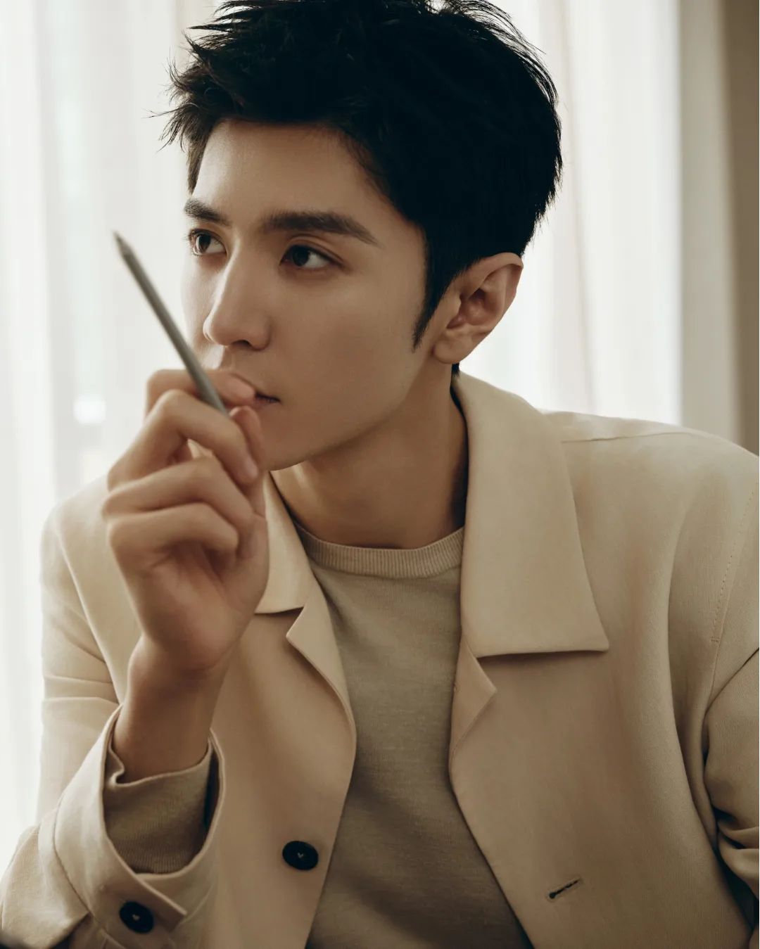 Chen Zheyuan Biography Age, Net Worth, Instagram, Spouse, Height, Wiki