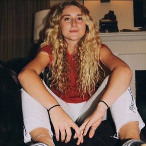 Elizabeth Olsen's sister, Courtney Taylor Olsen Biography: Age, Net