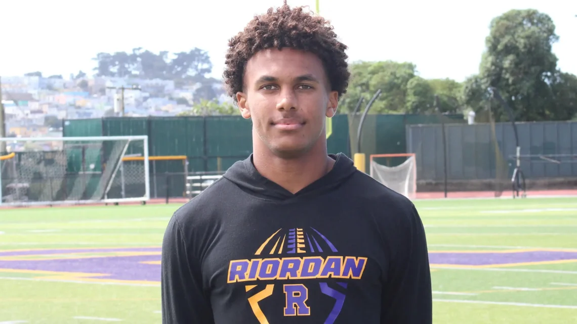 Michael Mitchell Jr Biography: Age, Wife, Parents, Height, Sister, Net Worth, Children, Family