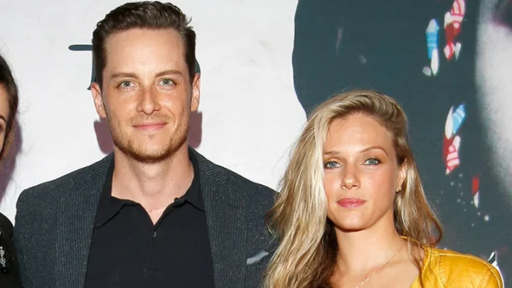 Tracy Spiridakos Biography: Age, Net Worth, Husband, Children, Parents, Siblings, Career, Movies, Awards, Wikipedia