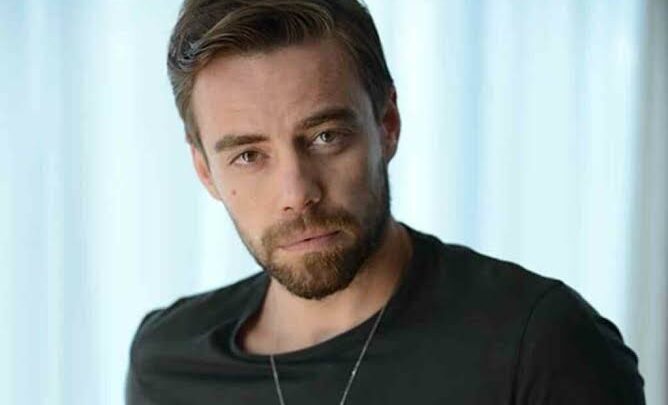 Murat Dalkılıç Biography: Age, Net Worth, Instagram, Spouse, Height, Wiki, Parents, Siblings, Songs, Movies