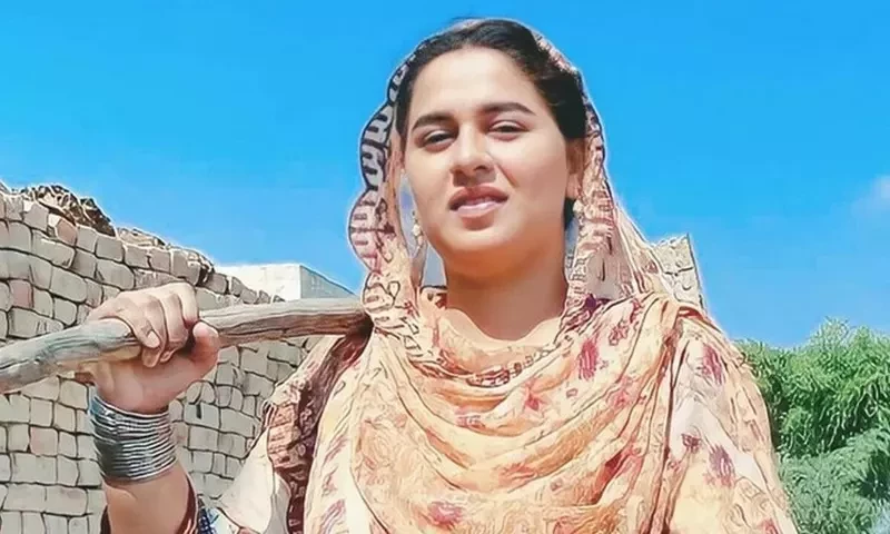 Aliza Sehar Biography: Net Worth, Age, Wiki, Pictures, Husband, TikTok, Siblings