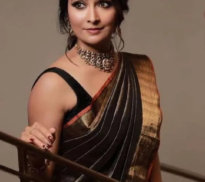 Radhika Pandit Biography: Age, Net Worth, Instagram, Spouse, Height, Wiki, Parents, Siblings, Movies, Awards