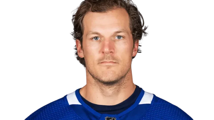 Jake McCabe Biography: Wife, Age, Height, Net Worth, Stats, Children, Team, Parent, Wikipedia