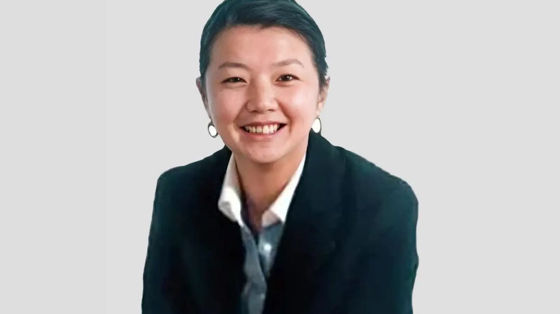 Jasmine Loo Biography: Age, Net Worth, Spouse, Height, Wiki, Parents, Controversies, Career, IMDB
