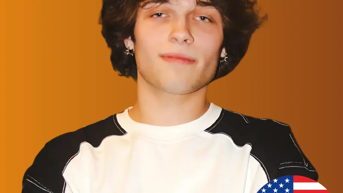 Christopher Sturniolo Biography: Age, Net Worth, Instagram, Spouse, Height, Wiki, Parents, Siblings, YouTube