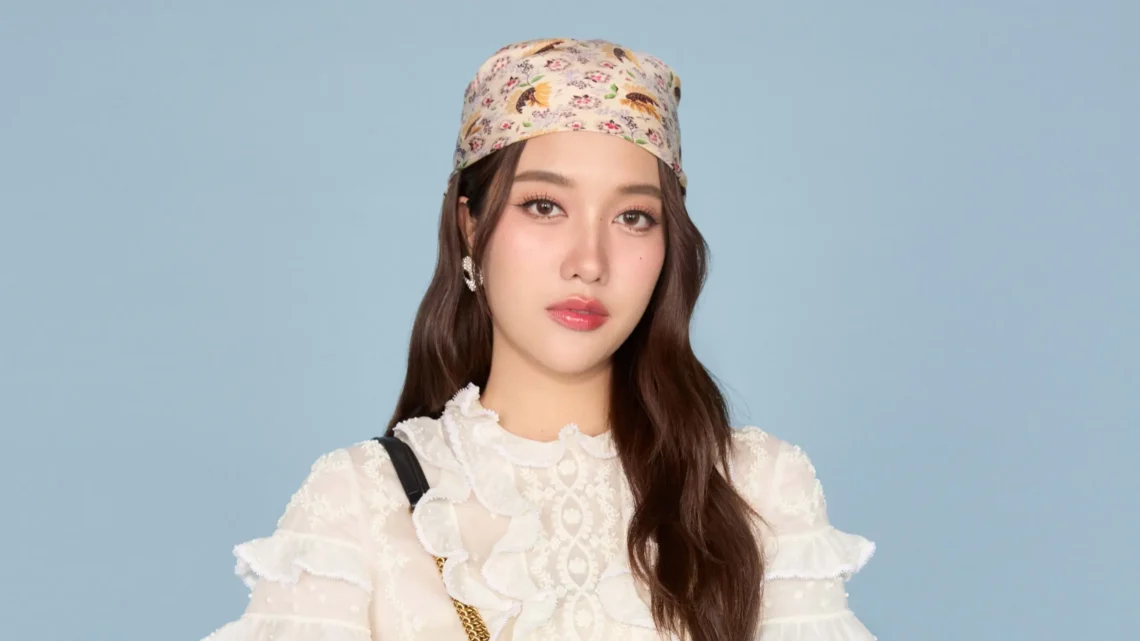 Freen Sarocha Biography: Age, Boyfriend, Net Worth, Movies, TV Shows, Wikipedia, Parents