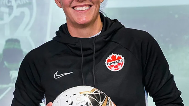 Christine Sinclair Biography: Awards, Instagram, Wikipedia, Age, Net Worth, Husband, Twitter