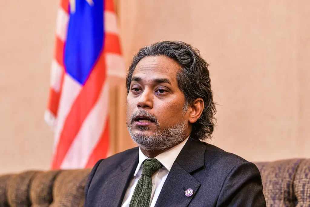 Khairy Jamaluddin Biography: Age, Net Worth, Instagram, Spouse, Height, Wiki, Parents, Siblings, Political Party