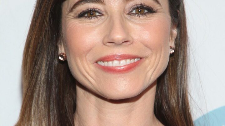 Linda Cardellini