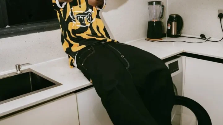Clout Dipson Biography: Age, Net Worth, Instagram, Girlfriend, Height, Wiki, Parents, Siblings, Career,