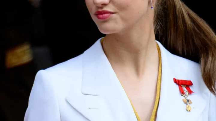 Leonor, Princess of Asturias Biography: Age, Net Worth, Parents, Ethnicity, Religion, Wiki, Partner, Awards