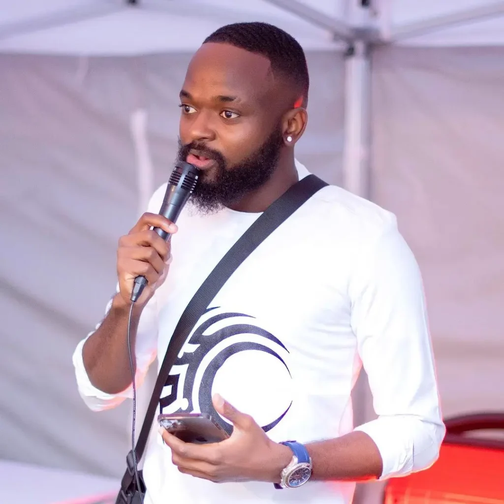 Bello Kreb Bio: Age, Instagram, Net Worth, Parents, Family, Spouse, Career