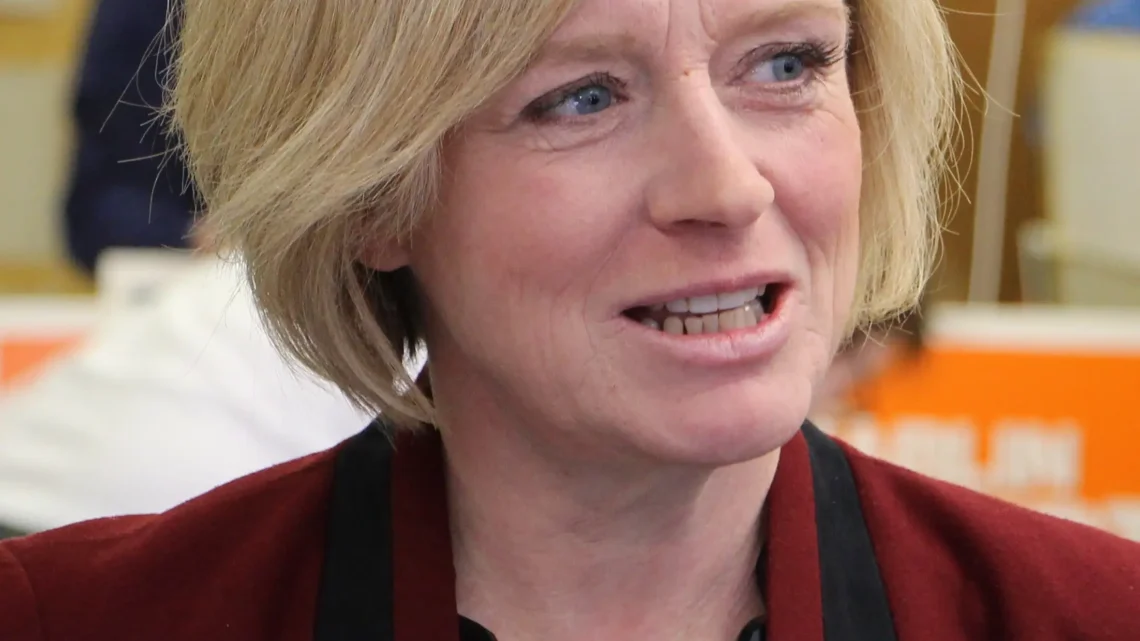 Rachel Notley Biography: Age, Net Worth, Instagram, Spouse, Height, Wiki, Parents, Siblings