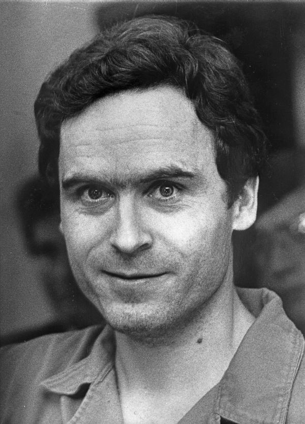 Ted Bundy Biography Age, Crimes, Net Worth, Spouse, Parents, Siblings