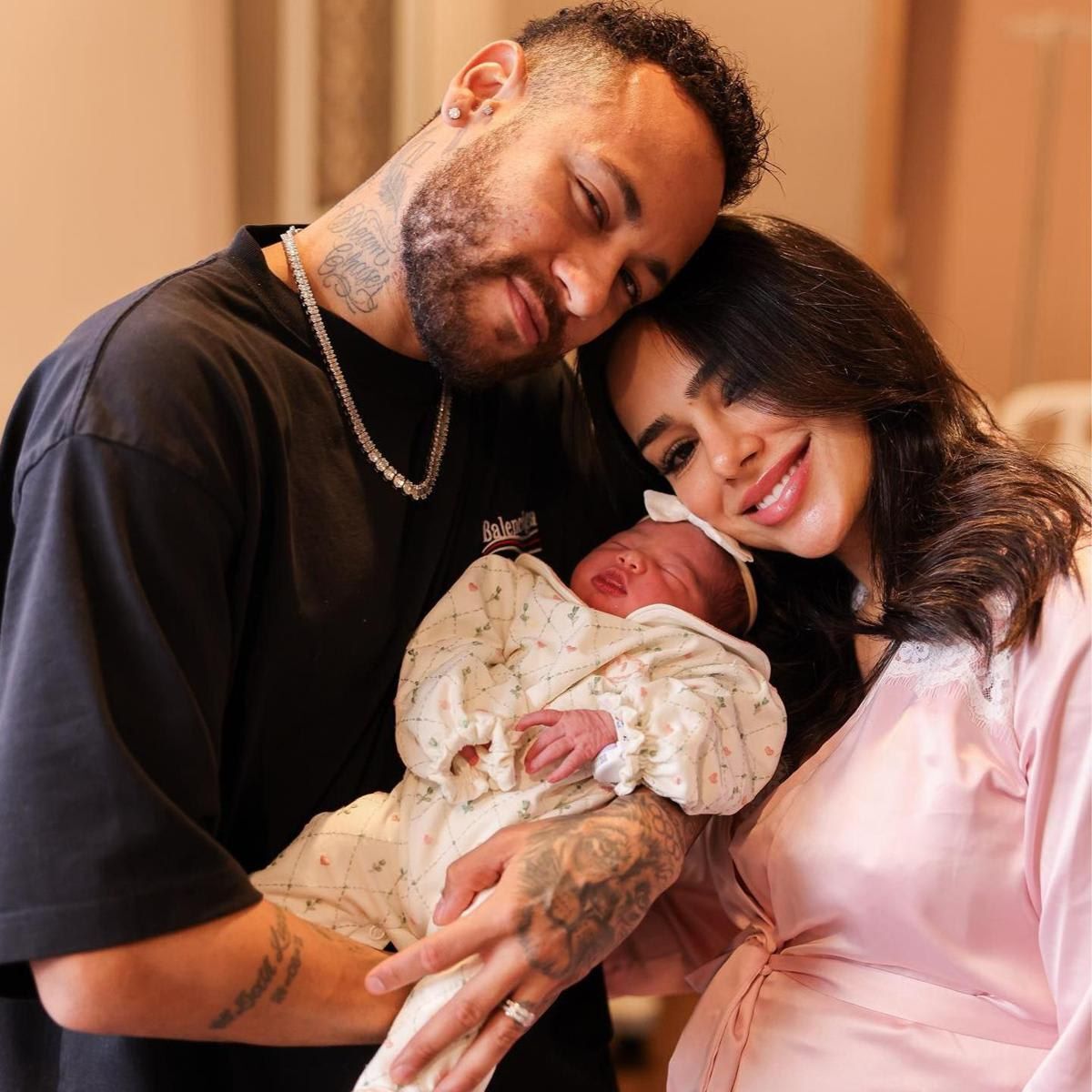 Who is Neymar's wife? Who are the Ladies the football star has dated?