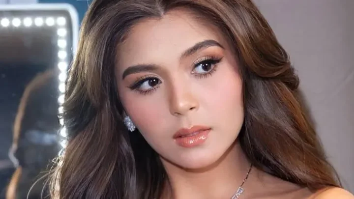 Meet Ashley Ortega Parents: Kathleen Nordstorm Samason.