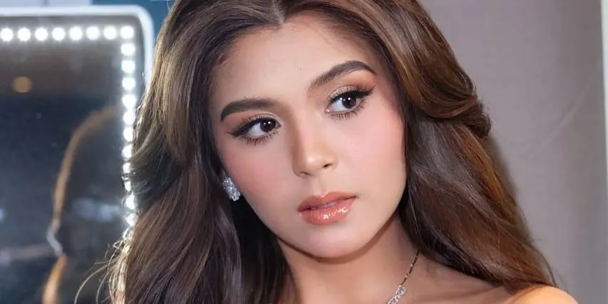 Meet Ashley Ortega Parents: Kathleen Nordstorm Samason.