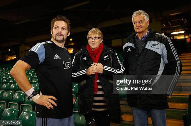 Meet Richie McCaw’s parents: Donald McCaw and Richie McCaw.