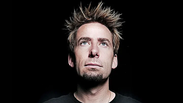 Chad Kroeger Biography: Songs, Net Worth, Awards, Age, Wiki, Pictures, Girlfriend