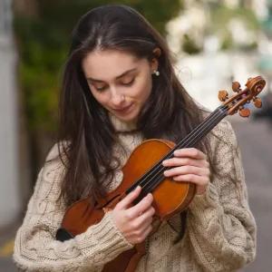 Esther Abrami