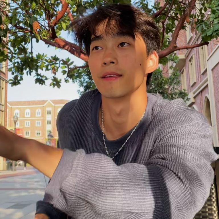 Fred Liu Fred Liu Biography: Age, Net Worth, Parents, Height, TikTok, Girlfriend